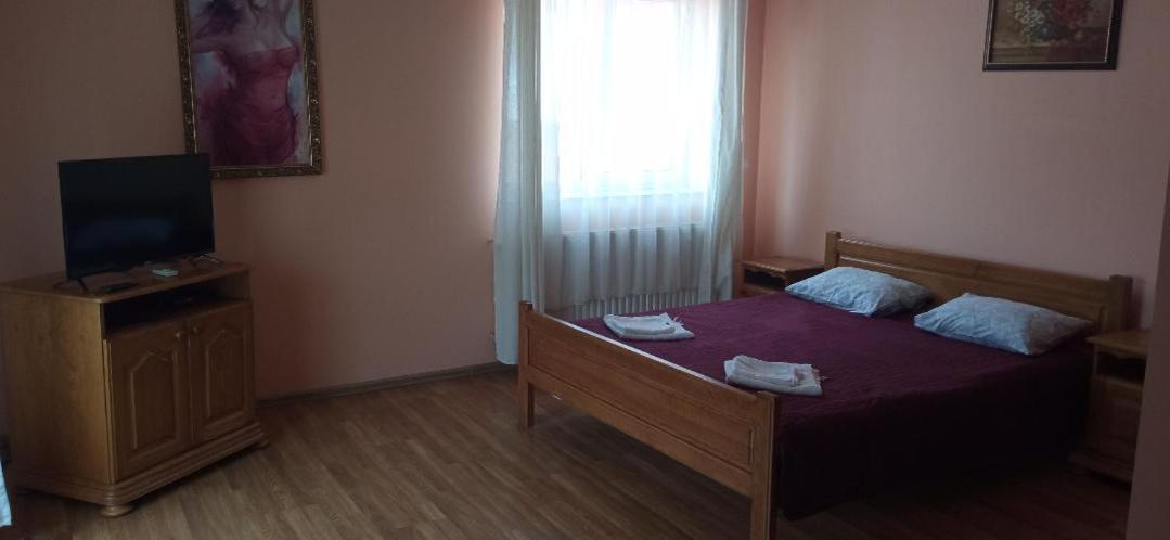 Hotel Nikolet Μουκάτσεβο Εξωτερικό φωτογραφία