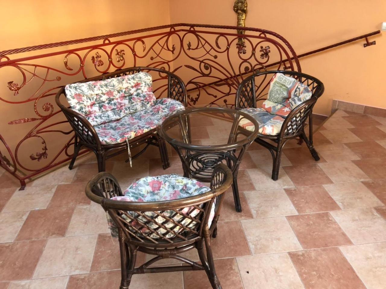 Hotel Nikolet Μουκάτσεβο Εξωτερικό φωτογραφία
